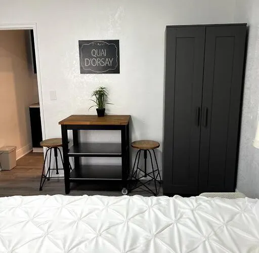 Nice And Cozy Guest House